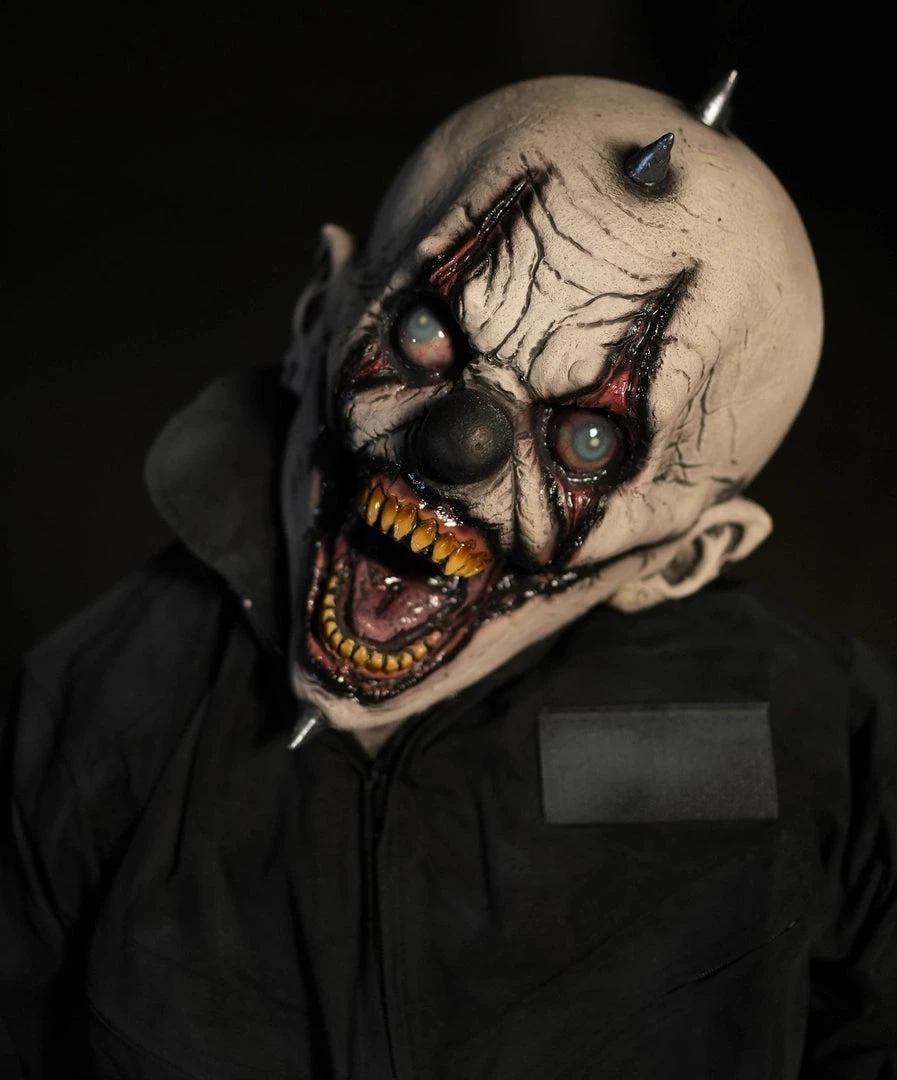 Distortions Props "Little Creep" Static Halloween Clown Prop 5 Distortions Props "Little Creep" Static Halloween Clown Prop